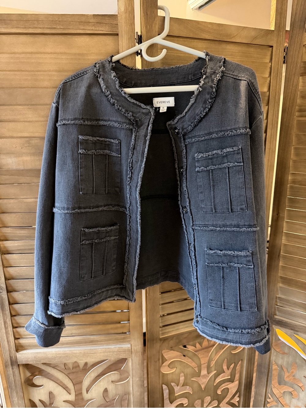 Evereve Women's Frayed-Trim Boxy Jacket - Charcoal Gray